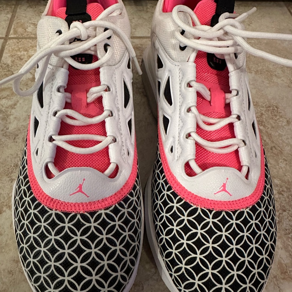 Women’s Nike Jordan Air Max 200 XX 'Chinese New Year' Sneakers - Picture 6 of 8